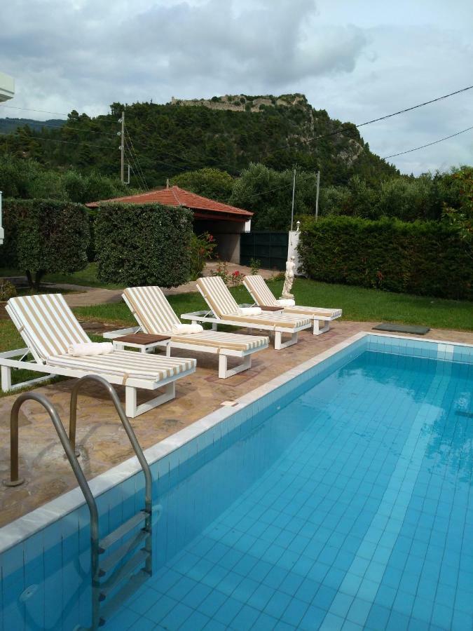 Villa Aphrodite Ríza Exterior foto